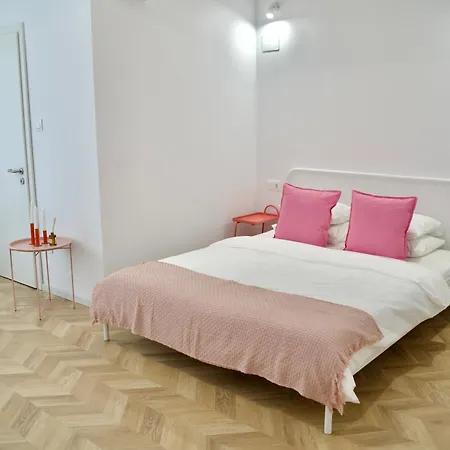 Tzatziki Boutique Apartment Kavala