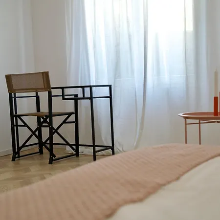 Tzatziki Boutique Apartment *