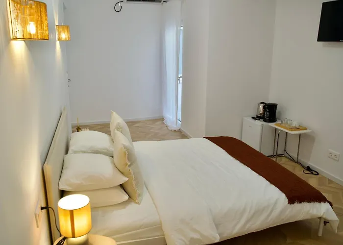 Tzatziki Boutique Апартаменты Кавала