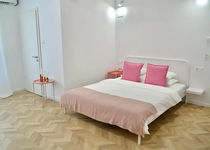Tzatziki Boutique Апартаменты Кавала